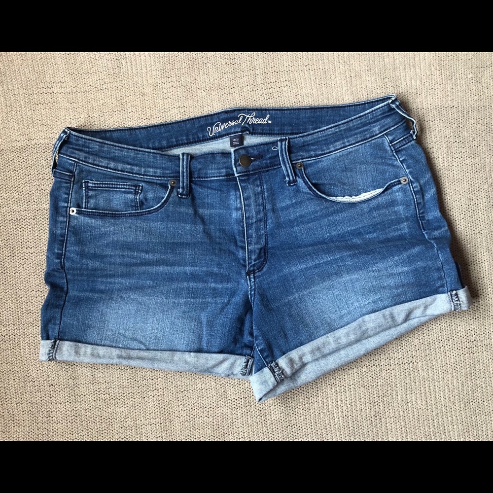 Women’s jean shorts